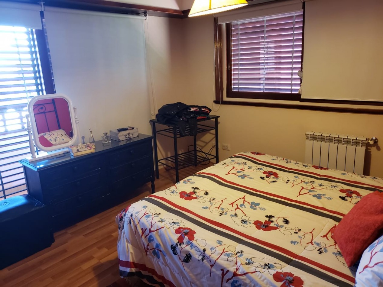 Excelente Chalet de 4 Ambientes - Miramar