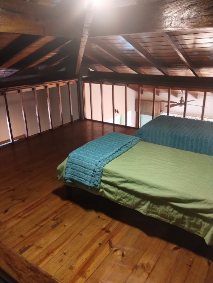 Excelente Chalet de 4 Ambientes - Miramar