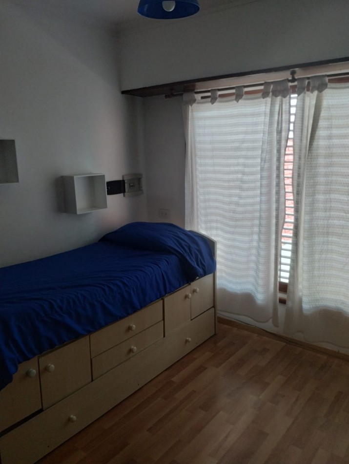 Excelente Chalet de 4 Ambientes - Miramar