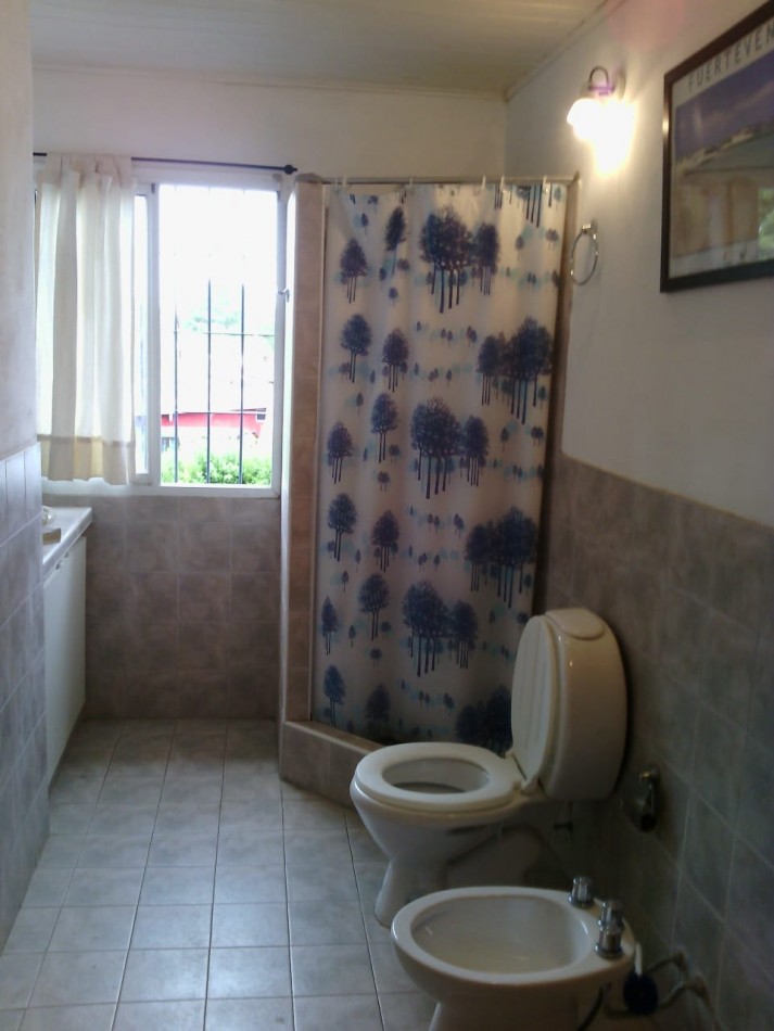 Hermoso Chalet de 5 Ambientes - Miramar