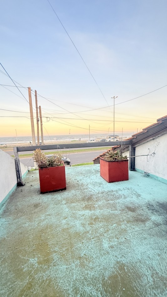 PH 3 Amb. Frente al mar