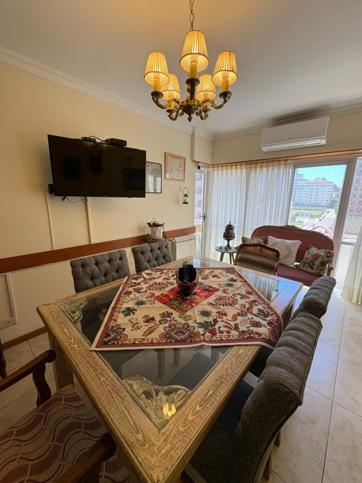 4 Amb. al frente con balcon - Centro