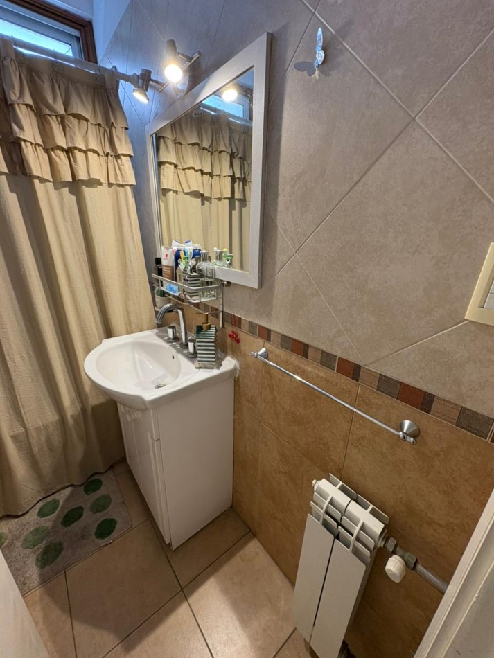 4 Amb. al frente con balcon - Centro