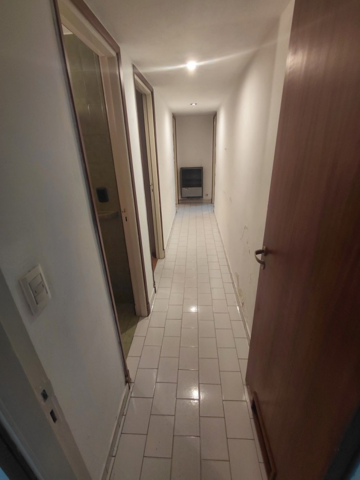 4 Ambientes con Cochera - Centro