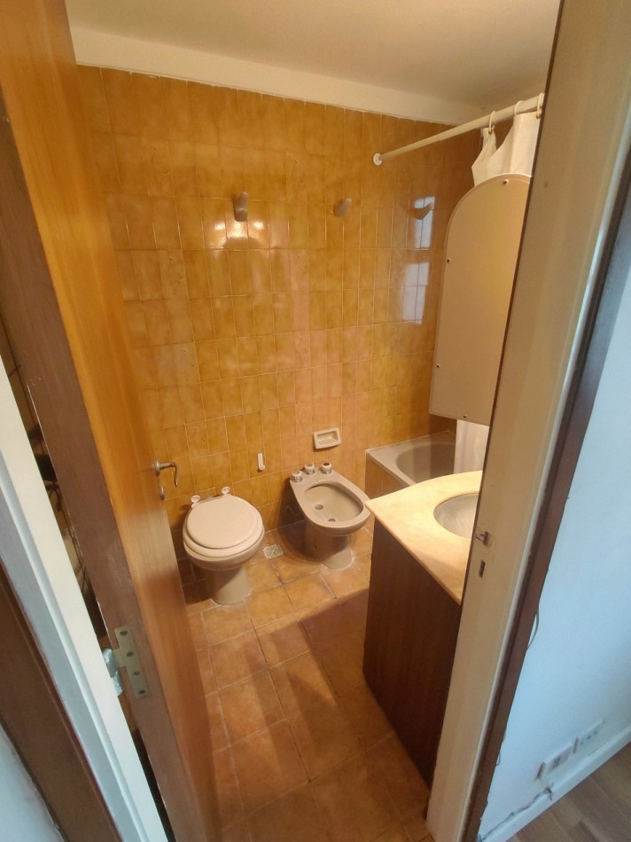 4 Ambientes con Cochera - Centro