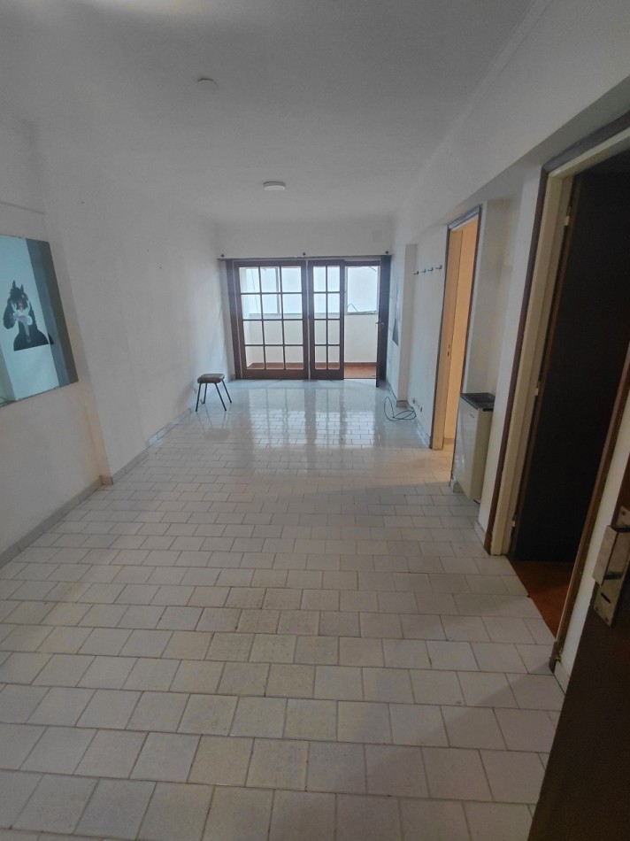 4 Ambientes con Cochera - Centro