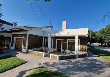 Casa de 3 Ambientes - Miramar