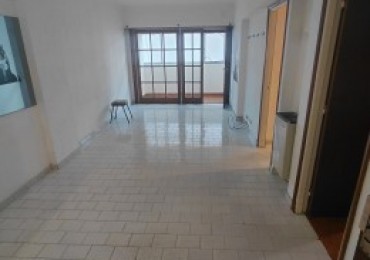 4 Ambientes con Cochera - Centro